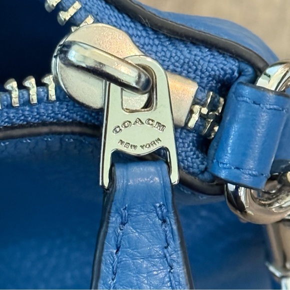 COACH Blue Pebble Leather Handbag with Shoulder Strap Brass Colored Hardware - Picture 5 of 10
